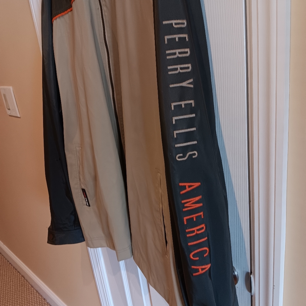 Jacket - Picture 4 of 6